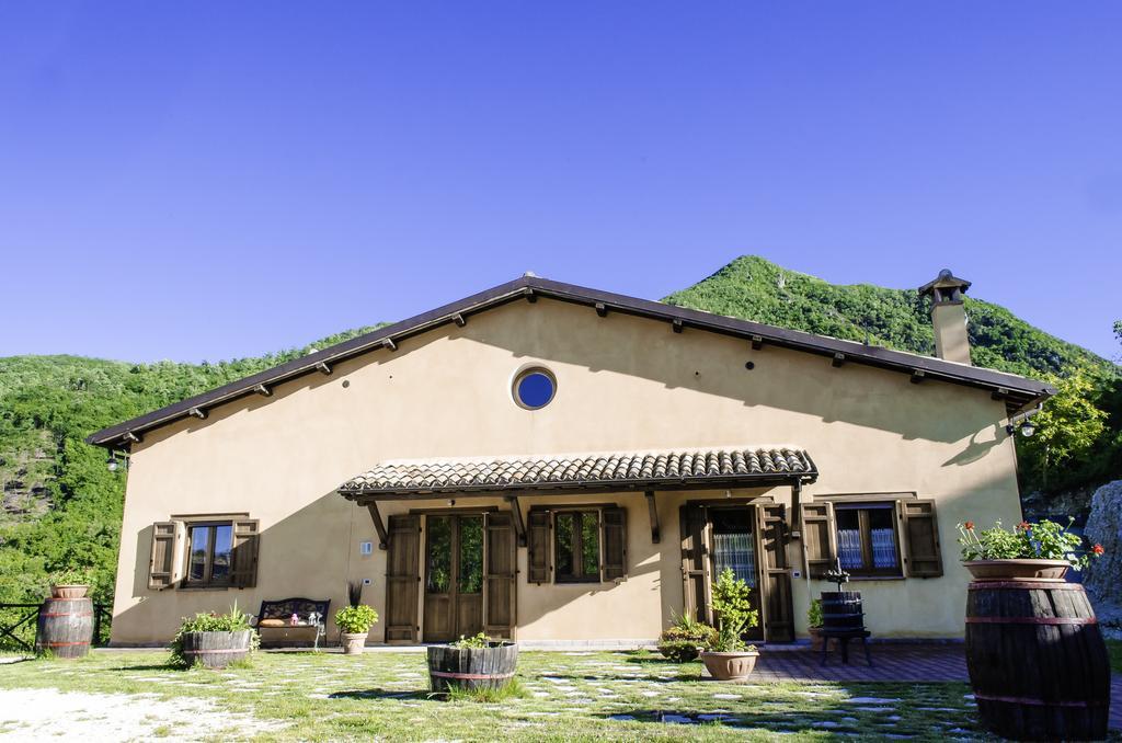 Agriturismo Pompagnano Exterior foto